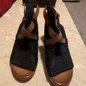 Miz Mooz wedges.